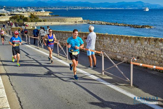 Filipe sur les remparts d antibes 1