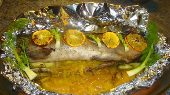 6 papilliotes de truite de mer a l orange et au fenouil safrane